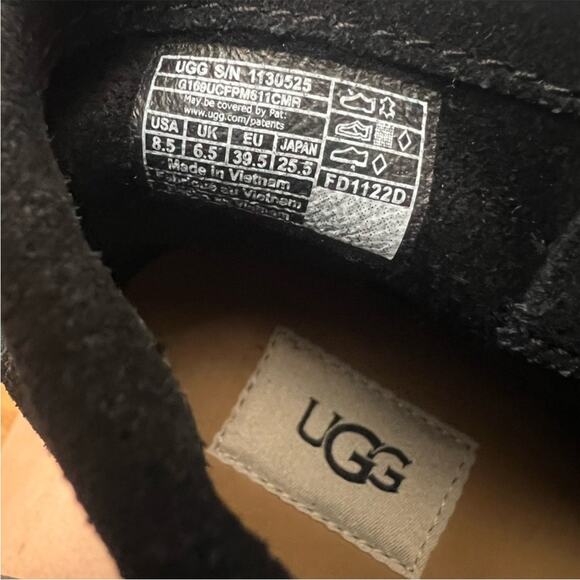 UGG Women's Black Josefene Distressed Cuff Ankle Bootie – Sz 8.5 - Picture 10 of 11